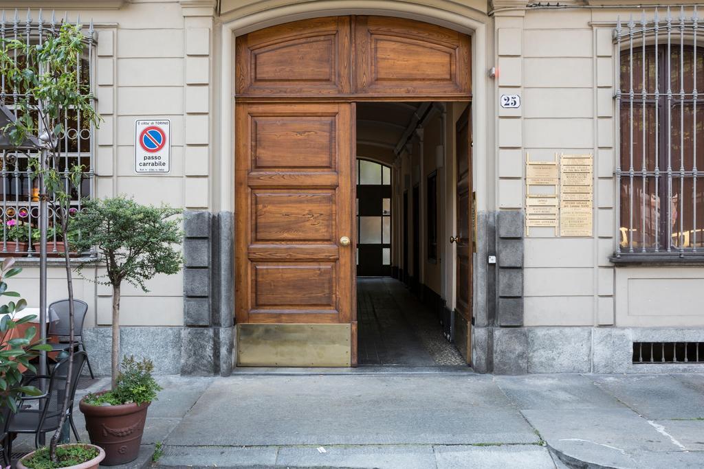 Bed and Breakfast Maison B Турин Экстерьер фото