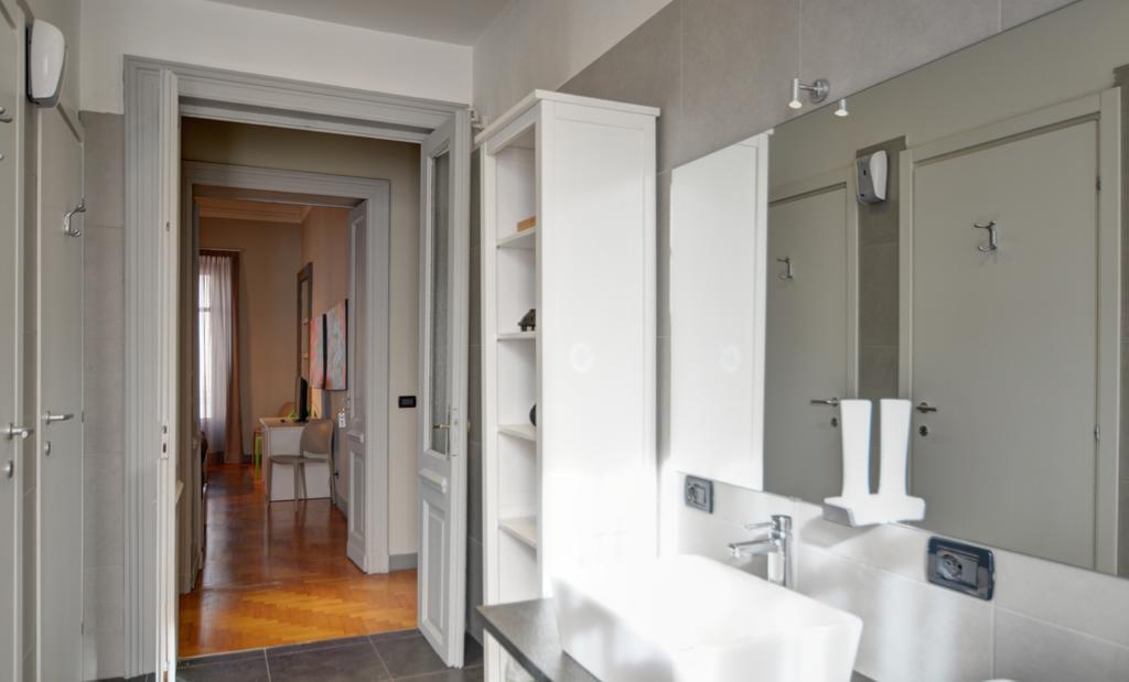 Bed and Breakfast Maison B Турин Экстерьер фото