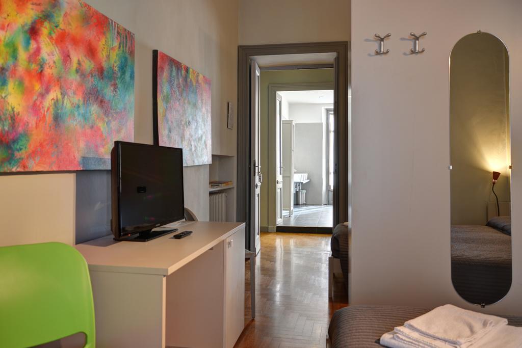 Bed and Breakfast Maison B Турин Экстерьер фото